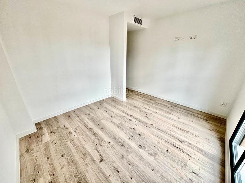 Foto c5d26b9b-9f1f-4ecc-bbd1-93cf0f27a014. Appartement avec parking piscine dans Centro San Juan de Alicante