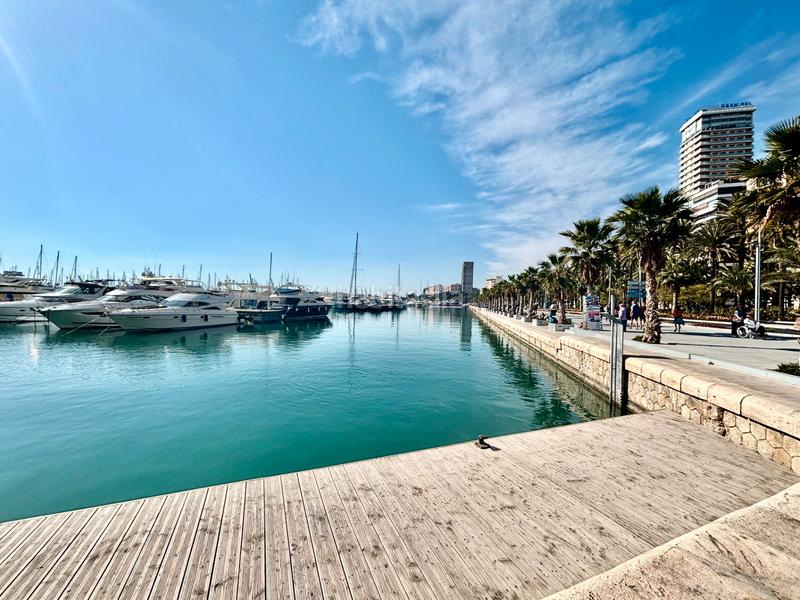 Foto 11b50446-6036-4276-9260-cd9fbd735cb9. Appartamento in Barrio del Centro Alicante