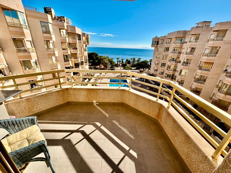 Foto c72260b8-a3f5-43d4-a8a4-26790f72bc3d. Etagenwohnung mit parking pool in Playa Muchavista Campello (el)
