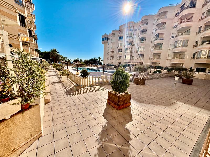 Foto 20b174ad-6a92-4e9a-ad6b-26cd2a881152. Flat with parking pool in Playa Muchavista Campello (el)