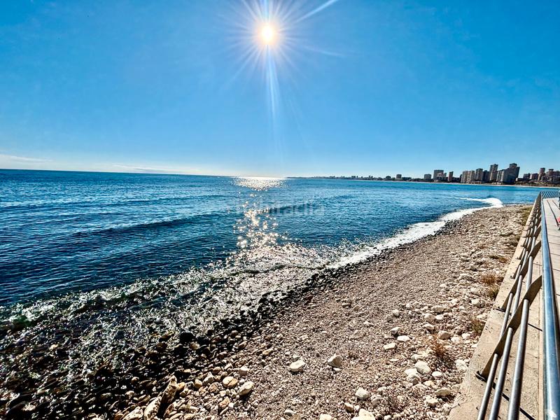 Foto ce557af8-0400-4eee-952e-c630a3f8e7e8. Piso en Playa Muchavista Campello (el)