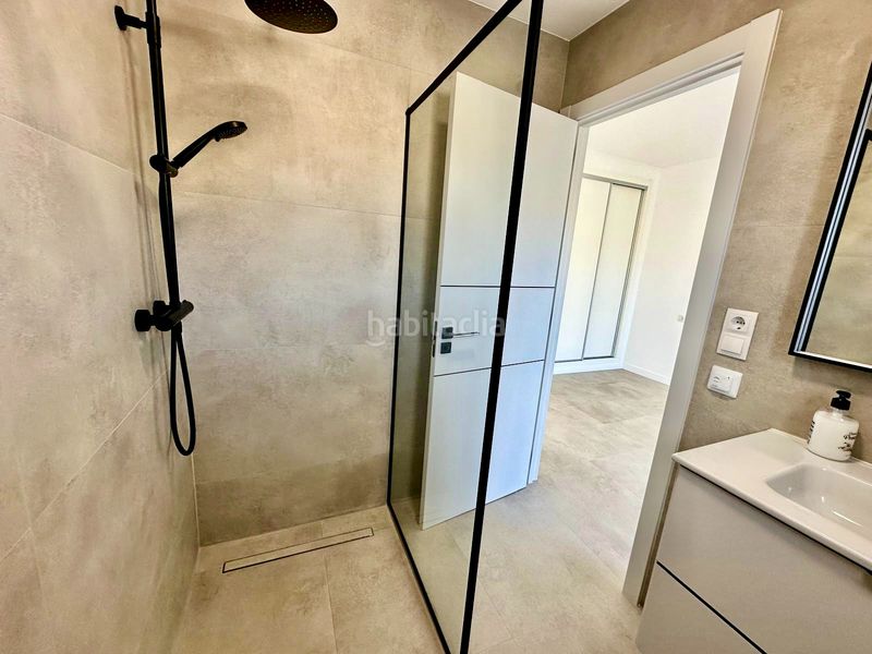Foto 2750e97c-7bd5-4f71-b463-c56280a6d4d8. Chalet en Pueblo Acantilado-Lanuza Campello (el)