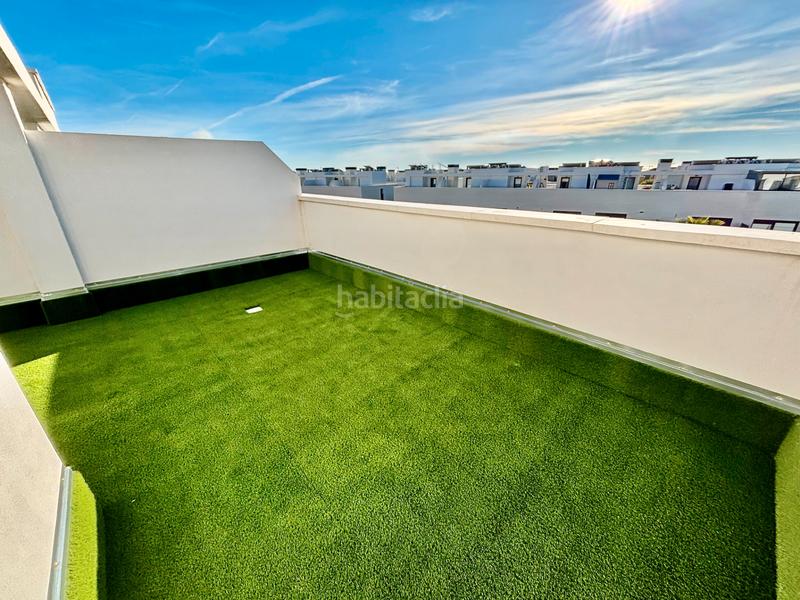 Foto 0dd89437-7f6f-4ac0-962f-dfd93e83bfd3. Casa adosada en Centro Mutxamel