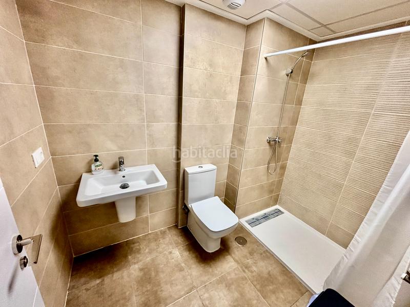 Foto 0fc99076-dcaa-46b0-9655-d7796c0e7cf9. Casa adosada en Centro Mutxamel