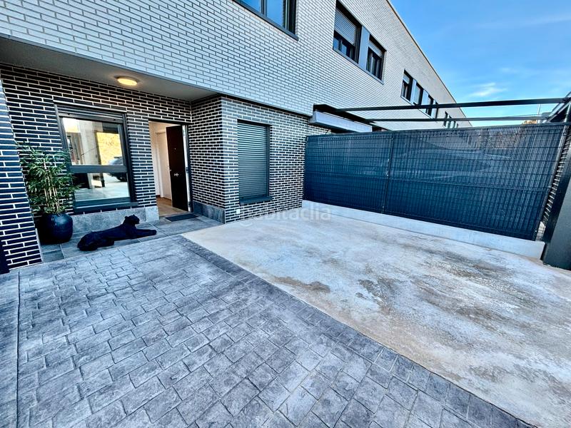 Foto 1e60e63a-2281-4182-aa4b-9ba4cec2b2d3. Casa adosada en Centro Mutxamel