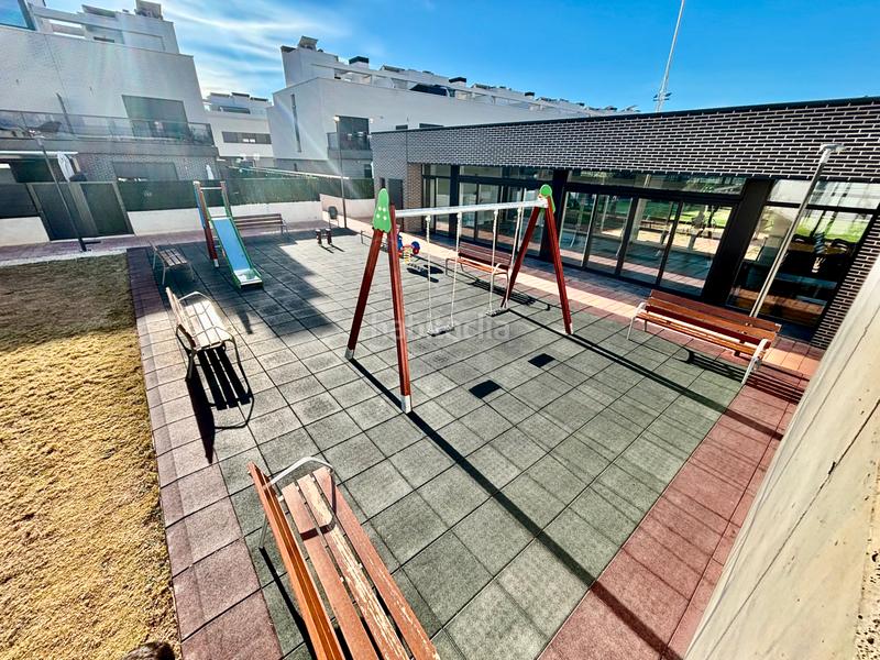 Foto 674fd310-830d-4603-bb86-77f1cb2e6388. Casa adosada en Centro Mutxamel