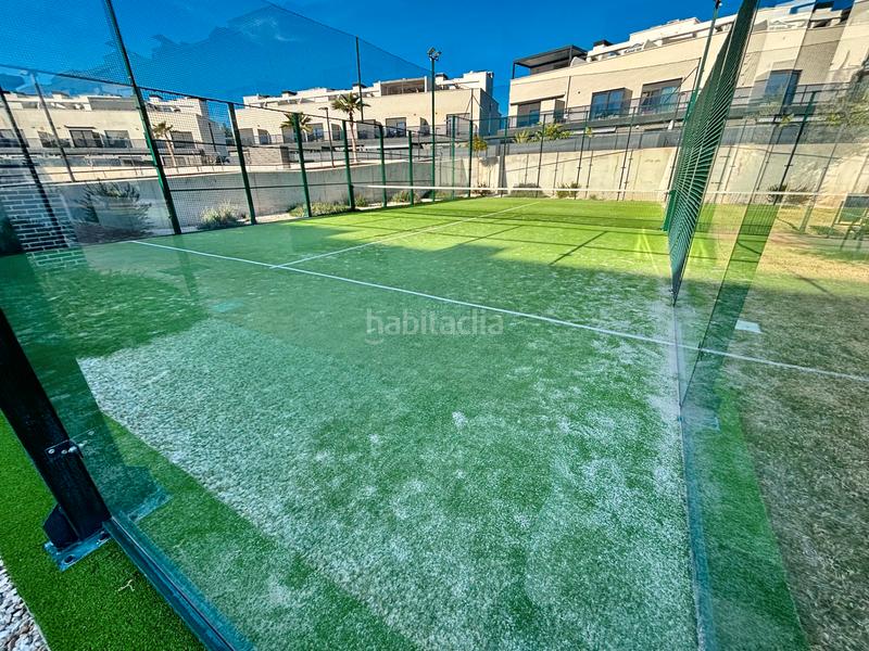 Foto a562c35b-40cb-43e9-b1ea-73b81081436e. Casa adosada en Centro Mutxamel