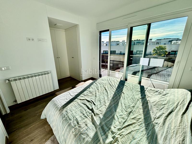 Foto bcc31ffb-91d3-402b-a48b-08a522115b8c. Casa adosada en Centro Mutxamel