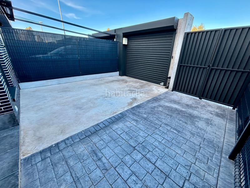 Foto bf9b58d8-efed-40ce-a730-00da9a536b82. Casa adosada en Centro Mutxamel