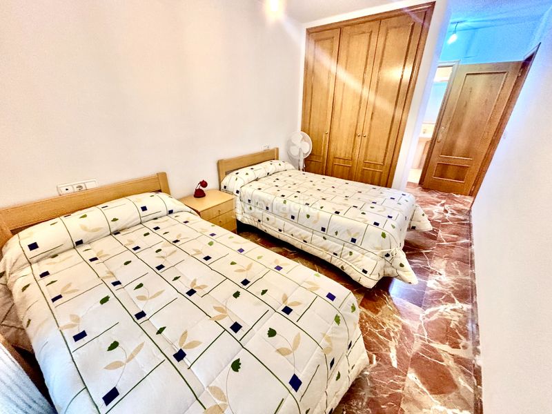 Foto 7aa36cae-3aba-4dd4-a25e-398012e2ec33. Pis amb aparcament a Mercado Alicante