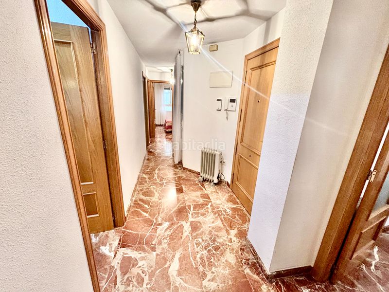 Foto b46593ce-b04a-46ef-bace-32c9a709471d. Pis amb aparcament a Mercado Alicante