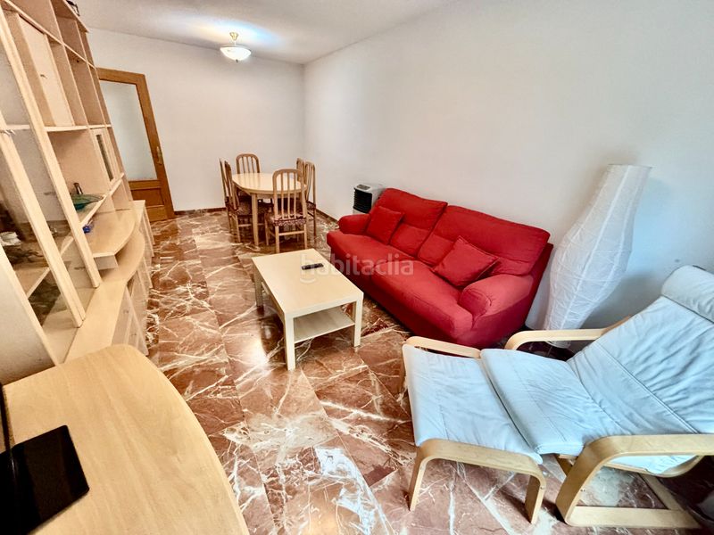 Foto be558cf6-a76c-4bc1-91ae-c6d382c15b5f. Pis amb aparcament a Mercado Alicante