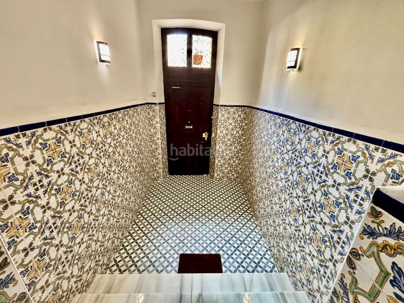 Foto e2d4f838-0500-4970-a874-0035974d08b0. Piso en Casco Antiguo - Sta. Cruz - Ayuntamiento Alicante