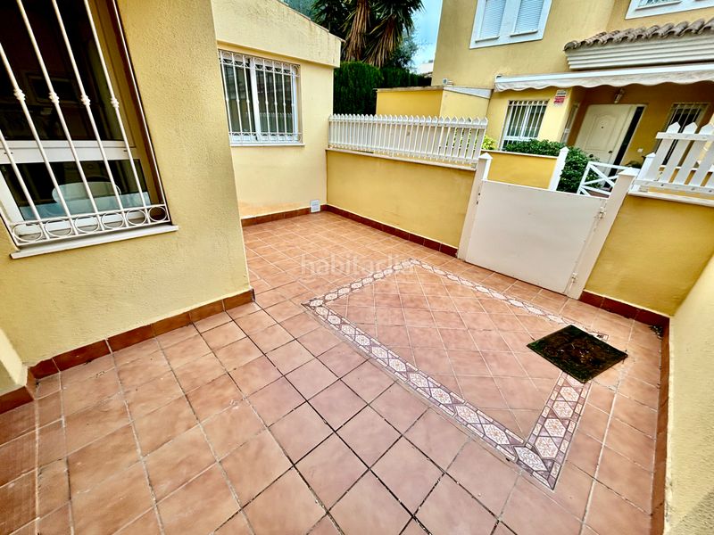 Foto 2c6e82f4-5790-4325-b9bd-045a7836a3ad. Casa adosada en Alicante golf Alicante