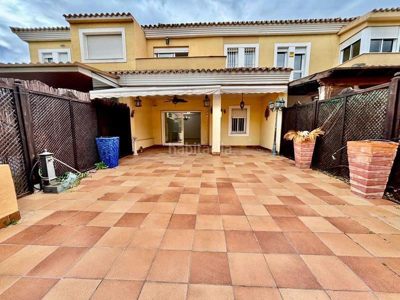 Foto b66ac1a3-da81-492b-98f2-6c5eccce0b6f. Casa adosada en Alicante golf Alicante