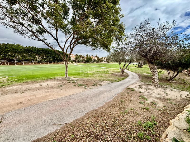 Foto c2c78543-afca-4354-bfe3-b45a7eeecf61. Casa adosada en Alicante golf Alicante
