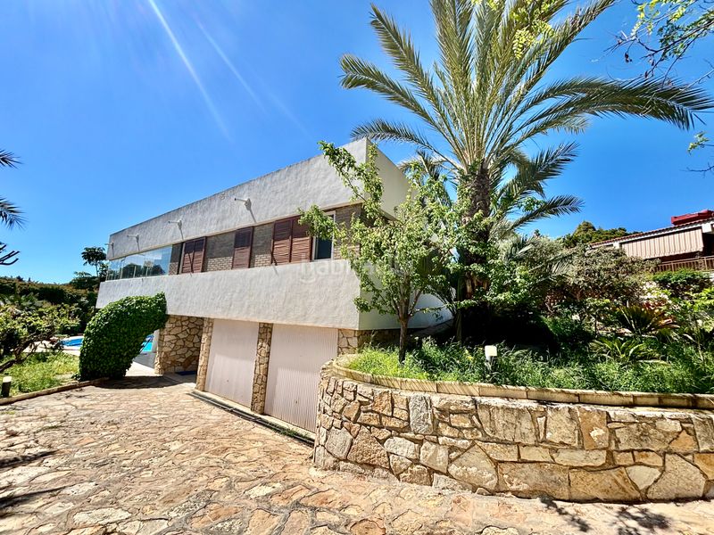 Foto 666df9b4-878b-4426-8bc2-4ee6b7174702. Chalet en Cabo de las Huertas Alicante