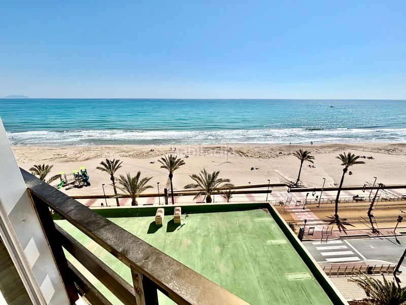 Foto 845432b4-cc04-4c5f-944f-755c09380f8e. Pis amb aparcament piscina a Playa Muchavista Campello (el)