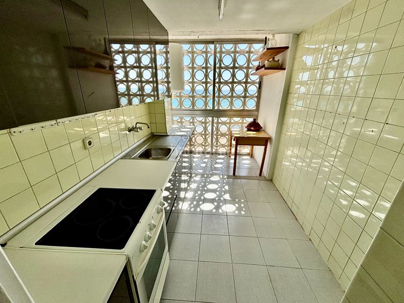 Foto c4d3be6b-fb0f-4bd4-9d3f-1c8077749f7a. Pis amb aparcament piscina a Playa Muchavista Campello (el)