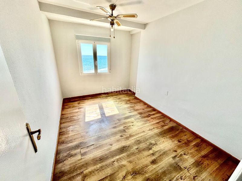 Foto d3ddbfe4-4c78-44aa-a356-6261a9f9e0c2. Pis amb aparcament piscina a Playa Muchavista Campello (el)