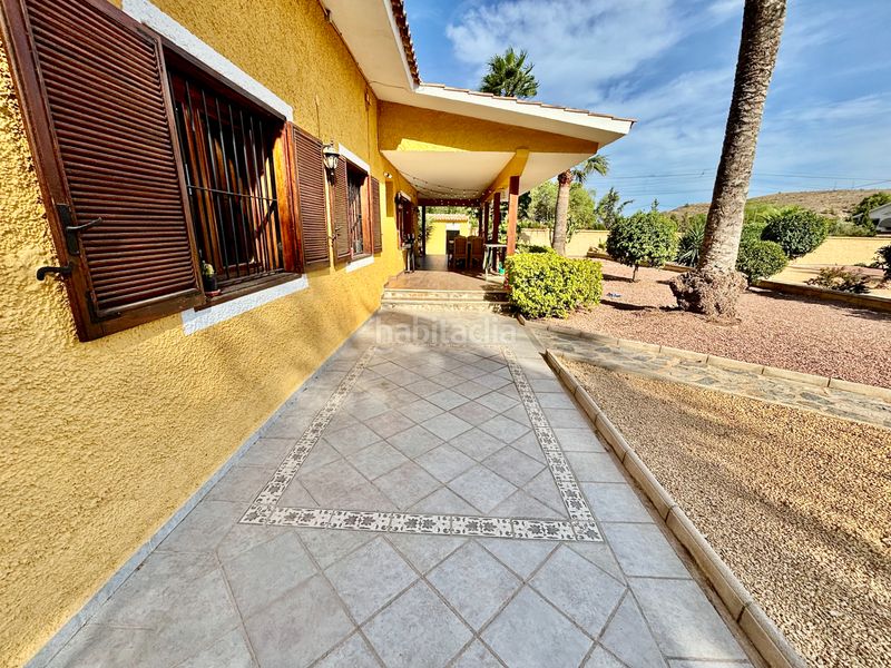 Foto 1d7402c8-6f6a-4e65-9371-60fc8bfab212. Xalet amb xemeneia calefacció aparcament piscina a Mutxamel