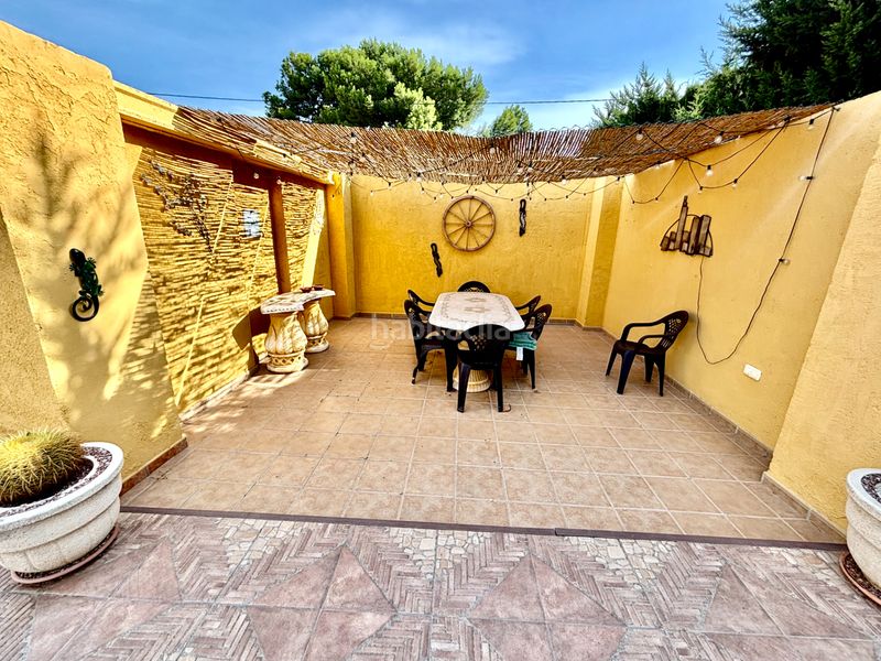 Foto 6919e8ee-caf6-4153-8fa5-e87adf118a89. Xalet amb xemeneia calefacció aparcament piscina a Mutxamel