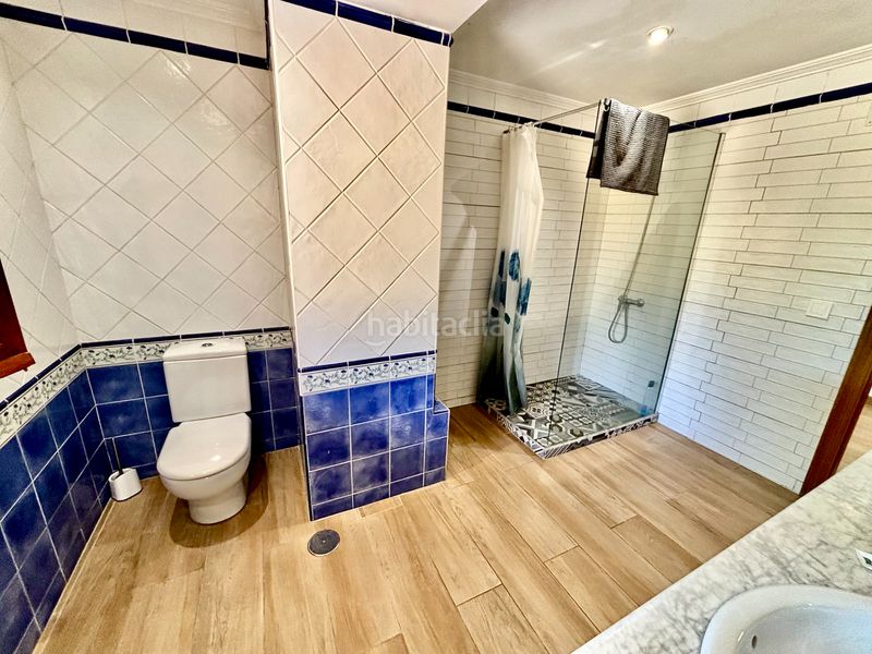 Foto c0e6f3f1-efaa-4cf3-bc43-092d7b85d2d8. Xalet amb xemeneia calefacció aparcament piscina a Mutxamel