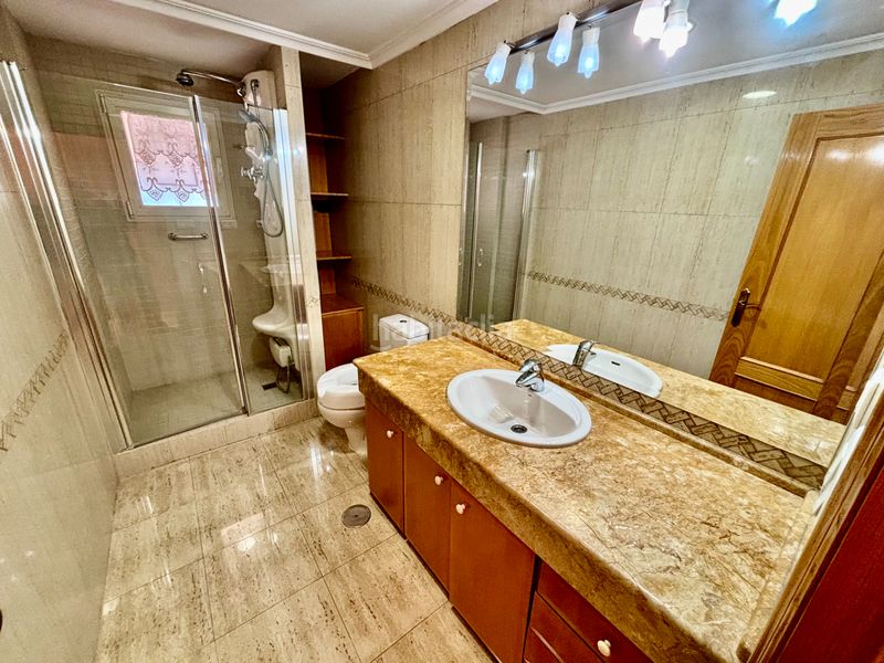 Foto 7cf1c0f6-86ce-4060-94b8-2a379187aa35. Piso en Alicante golf Alicante