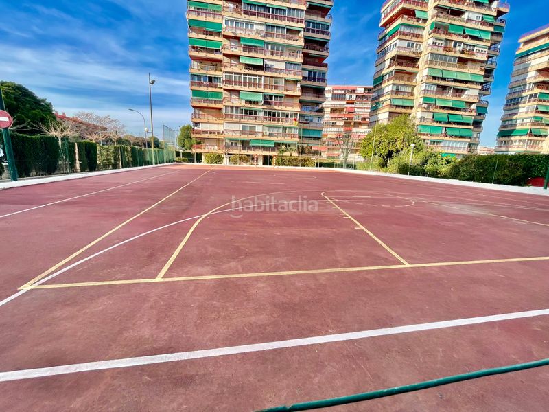 Foto a231ce12-9675-43c5-b591-1d26ca7eea28. Pis amb aparcament piscina a Albufereta Alicante