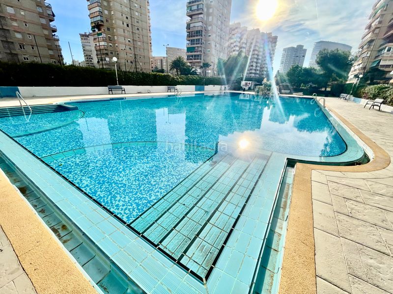 Foto ea065be9-6aa8-413c-9051-6ecd5e2e6827. Pis amb aparcament piscina a Albufereta Alicante