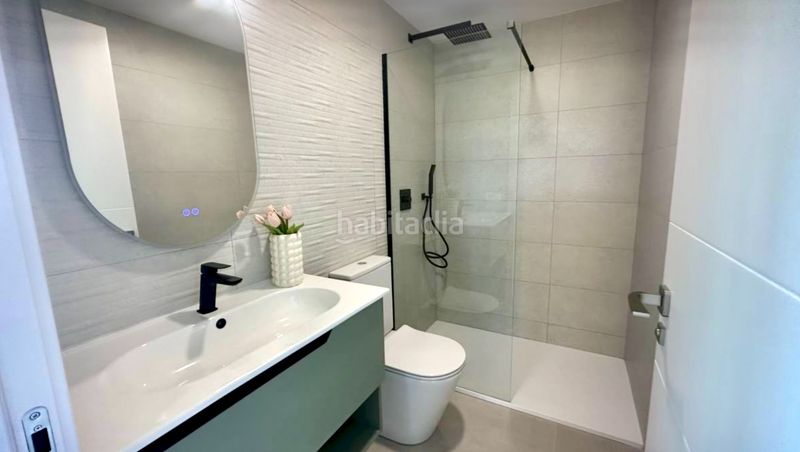 Foto b307442e-b424-45a4-ba74-2a86174f7324. Pis amb aparcament piscina a cala Finestrat Finestrat