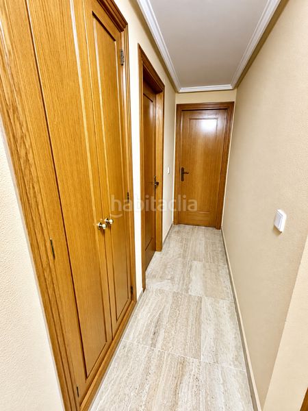 Foto d989ff6c-56d0-4fbb-9737-662b1a814e8a. Pis amb calefacció aparcament a Ensanche-Diputación Alicante