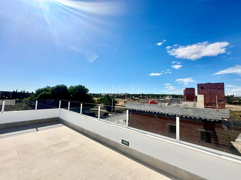 Foto 0a35c5d2-61ba-42c1-98ce-7715a09248b1. Chalet en La Marina Elche / Elx