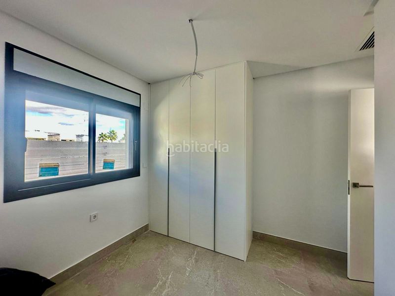 Foto 2045a4ab-61c8-4ba7-9779-48c3d74ae014. Chalet en La Marina Elche / Elx