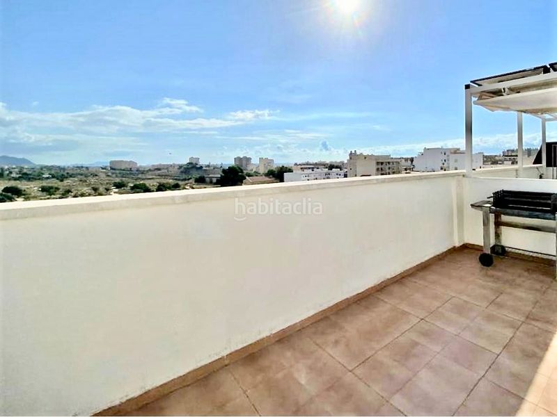 Foto 5a4bfedb-7fd2-4def-a55c-5c0c411eb7a4. Àtic amb calefacció aparcament a Campello Pueblo Campello (el)