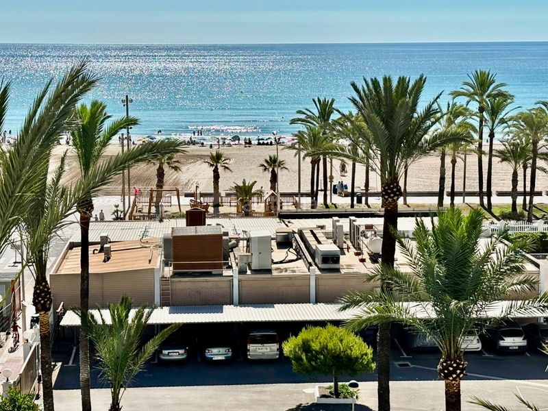 Foto b4dd06b5-a768-4aea-9a64-148e992fa8b8. Pis amb aparcament a Playa de San Juan Alicante