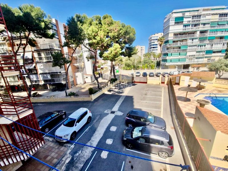 Foto 4ed806fe-a24c-45cd-bc89-d39626dbb657. Pis amb piscina a Albufereta Alicante