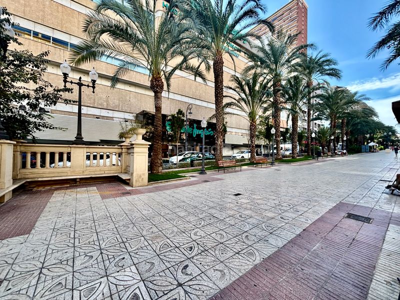 Foto d5e04193-8d0b-47e2-a624-afcae920a4ec. Pis amb calefacció aparcament a Barrio del Centro Alicante