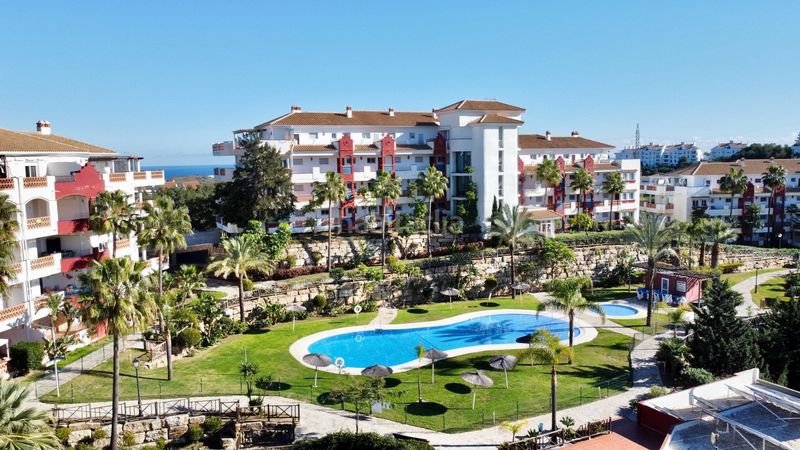 Foto 6f734a17-d30a-4db9-a7f3-e4559eb68a3b. Apartament amb piscina a Riviera del Sol Mijas