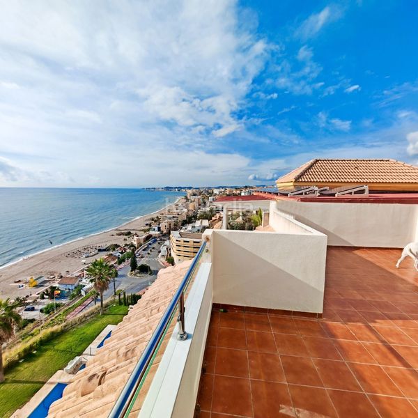 Foto cb7d099f-f4f6-464c-8f3c-fa8e8cc27988. Àtic amb calefacció piscina a Torremuelle Benalmádena