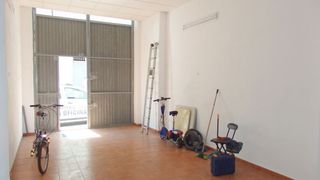 Miete Geschäftsraum in Las Cañadas. Local de 30 m cerca de el corte inglés  ideal oficina, taller o