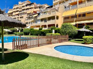 Location Appartement  Timon. Alquiler temporal  bajo con terraza a 200 m de la playa en benal