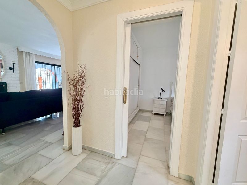 Foto 166731a6-3c97-4616-ae2e-a5c4fa0869a0. Casa amb calefacció aparcament piscina a Las Brisas Marbella