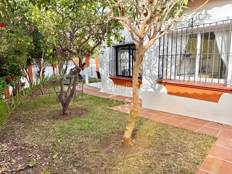 Foto 4ab7a0ac-5e69-42c5-ab89-259a18dcb09a. Casa amb calefacció aparcament piscina a Las Brisas Marbella