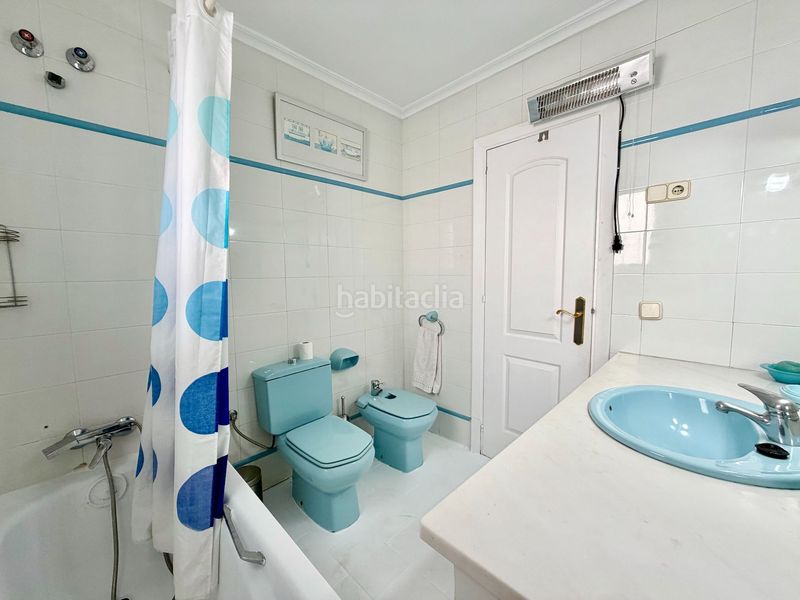 Foto 7201e49c-bcb9-4d68-b179-d3a07d6ca008. Casa amb calefacció aparcament piscina a Las Brisas Marbella