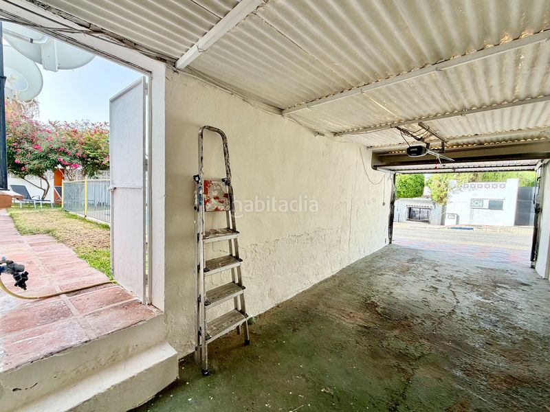 Foto f7e26c6e-2aee-4bc1-88ea-a81b92396e2d. Casa amb calefacció aparcament piscina a Las Brisas Marbella