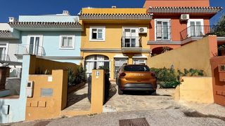 Miete Reihenhaus  Los chopos. Alquiler larga temporada  adosado con piscina y vistas la mar en
