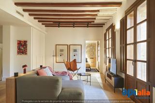 Appartement à Gòtic. Producto apialia.la finca es del año 1850, es una tercera planta