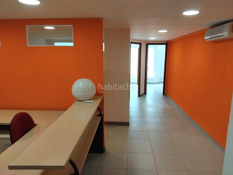 Foto 16f68f18-6cff-49f9-b0ee-b8f00b50e994. Location bureau dans Centre Mataró