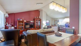 Pis a Centre. Buscas un ático dúplex listo para vivir? este bonito hogar en el